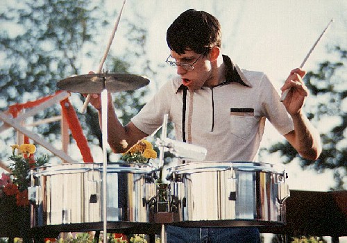Bobby Pickles (drummer)